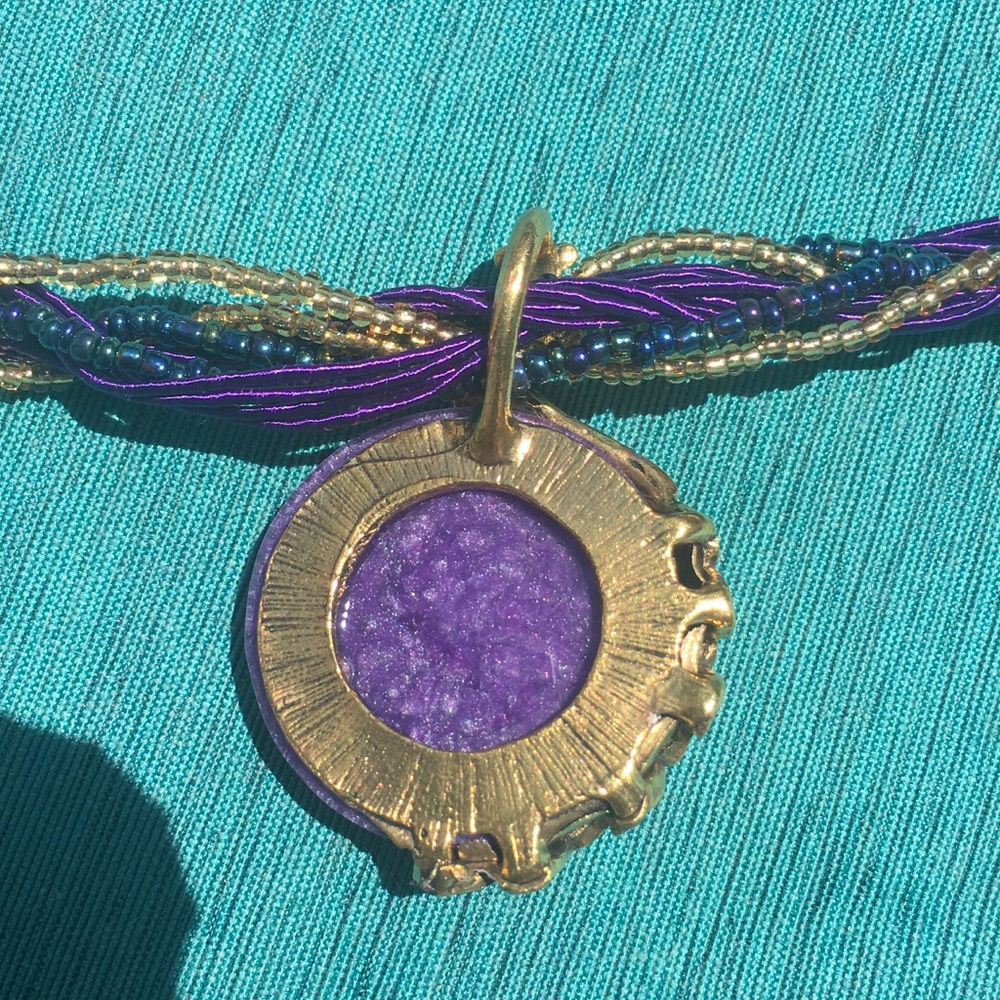 (T1) Peacock Necklace - Picture 5 of 5
